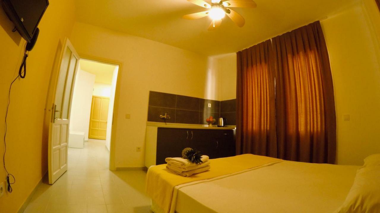 Flamingo Beach & Suite Mahmutlar Exterior foto